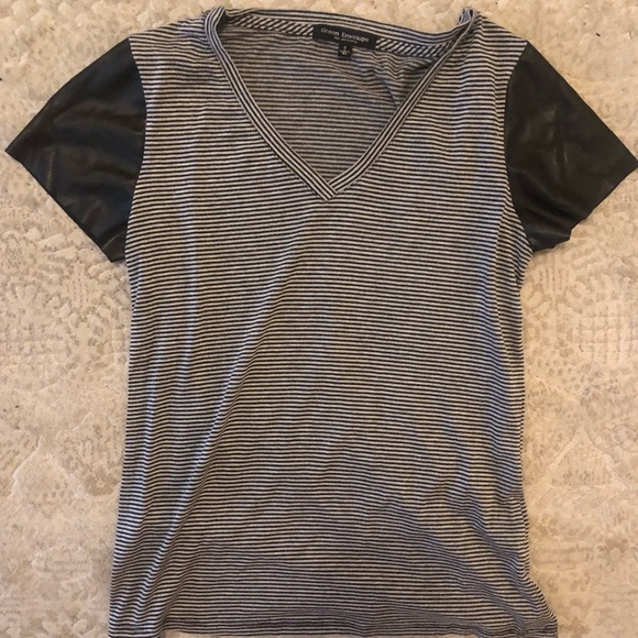 Green envelope striped t with faux leather sleeves - Picture 1 of 4